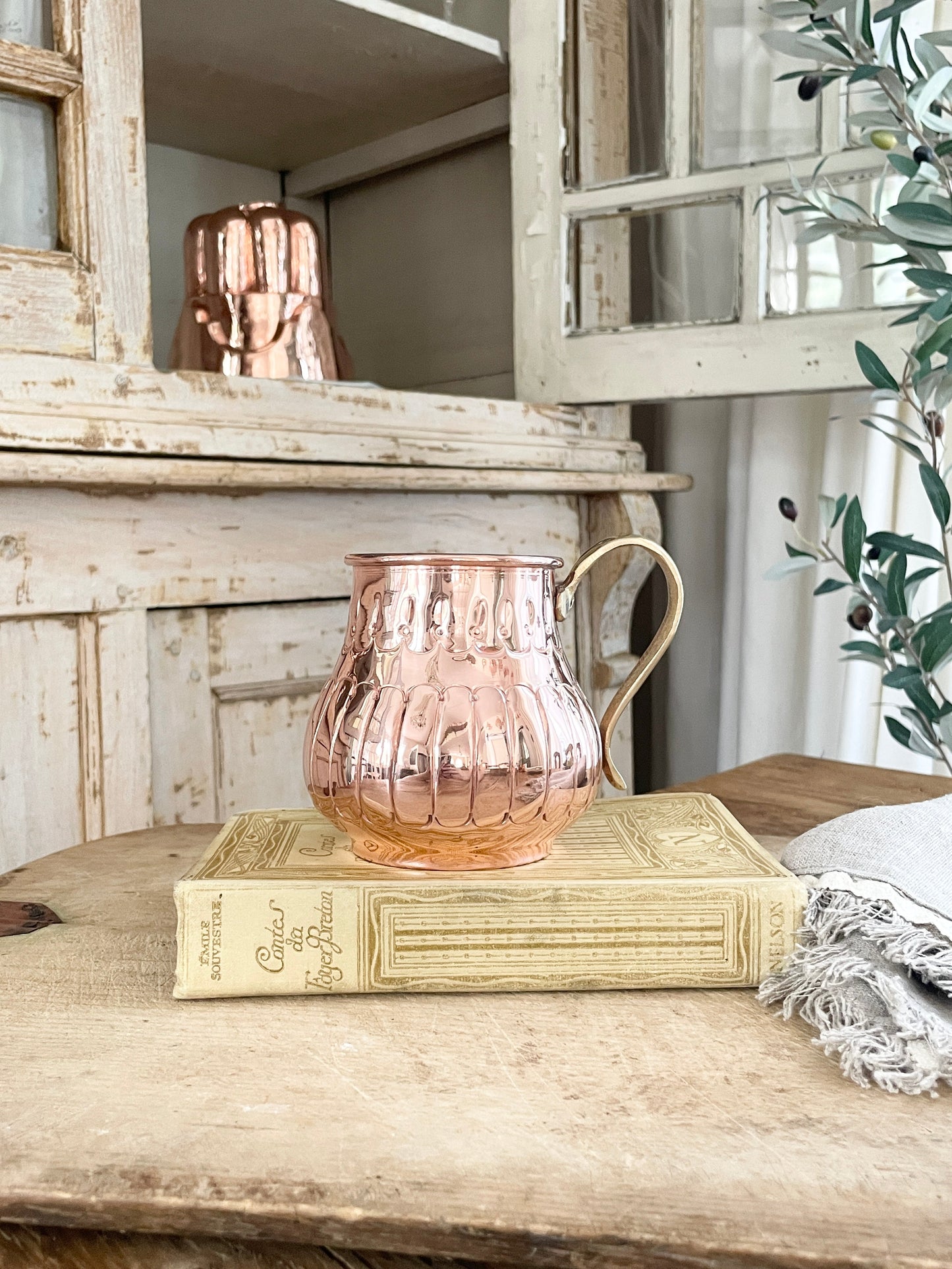 French Inspired Apple Blossom Candle