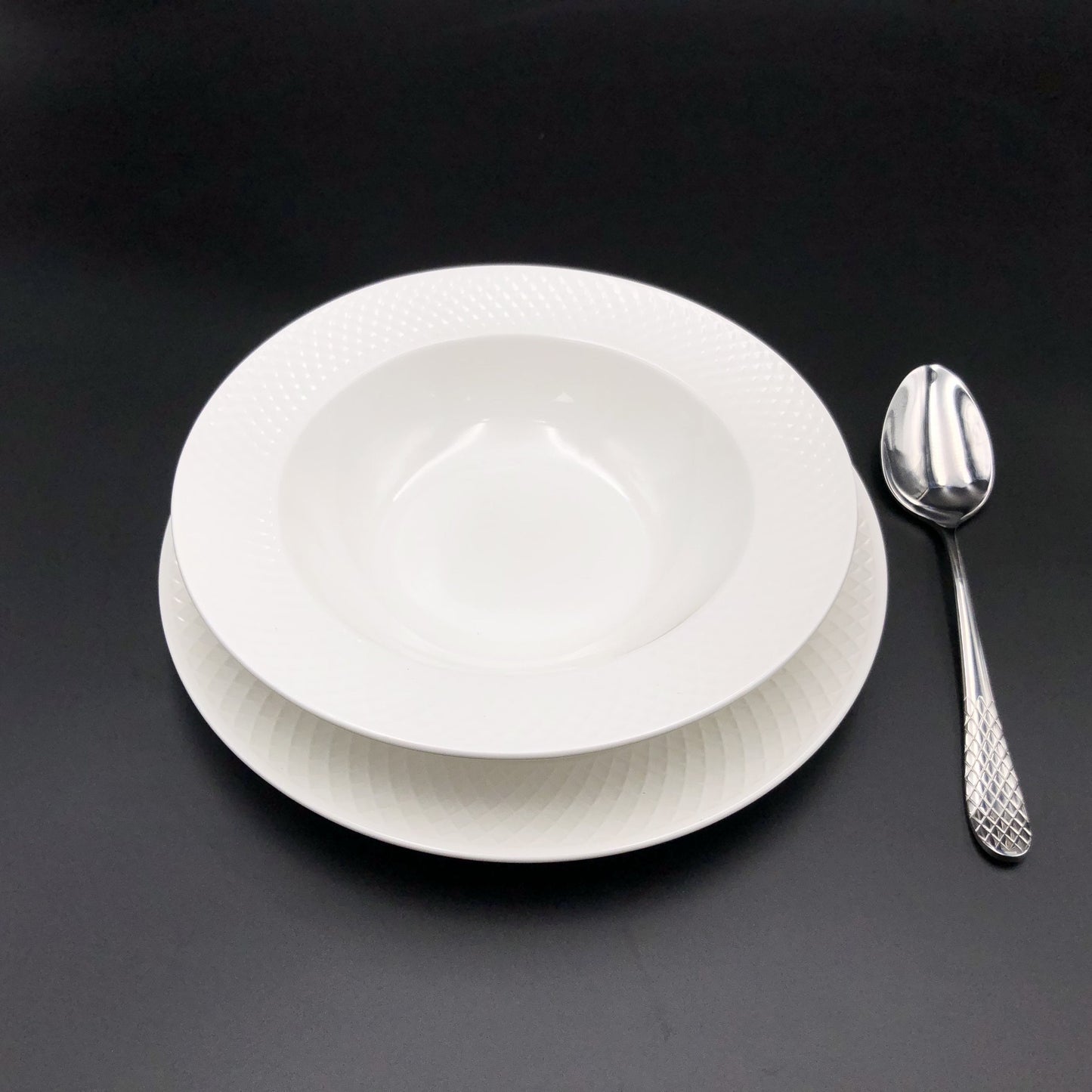18 Piece Set- 6 Porcelain Deep Plate Dinnerware/ 6 Dinner Plates/ 6 Dinner Spoons