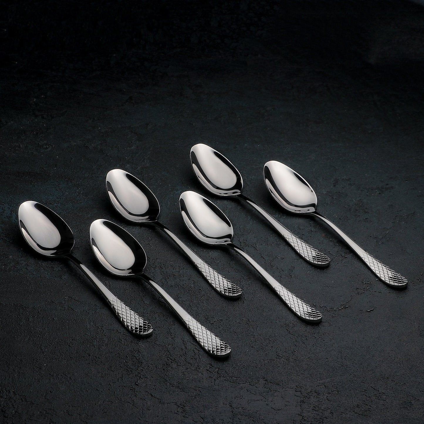 18 Piece Set- 6 Porcelain Deep Plate Dinnerware/ 6 Dinner Plates/ 6 Dinner Spoons
